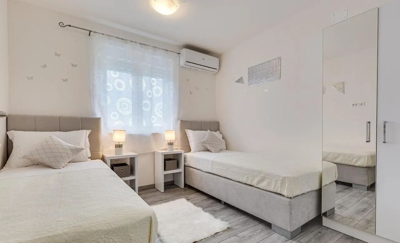 Oliva Vallis Apartments Zadar